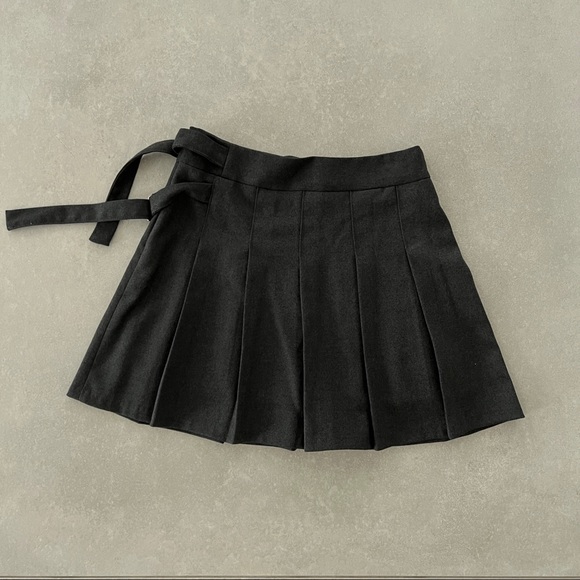 STORETS PLEATED SKIRT - Picture 6 of 9